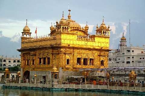 Il Tempio d'Oro di Amritsar (Djénane Kareth Tager)